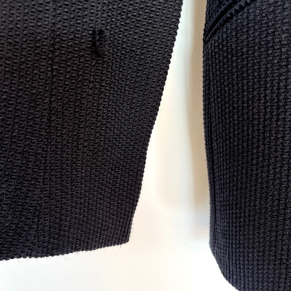 Giorgio Armani Wool Boucle Knit Blazer - Picture 9 of 12